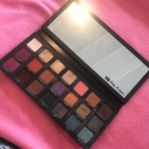 Urban Decay Born to Run Palette